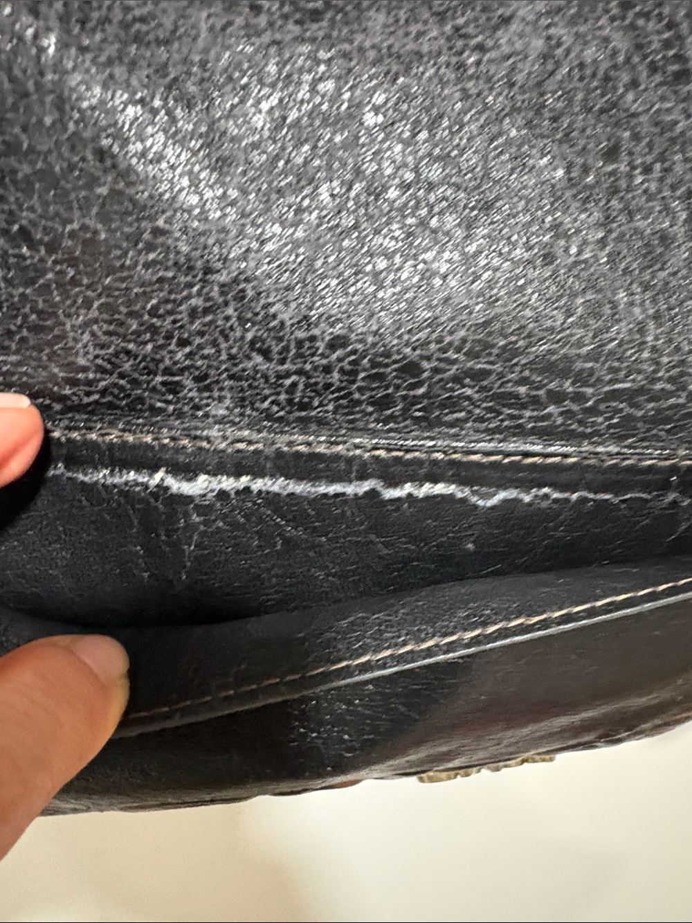 Chloe Eclipse Boston Black Leather Shoulder Bag with Brown Logo Accent - Picture 16 of 16